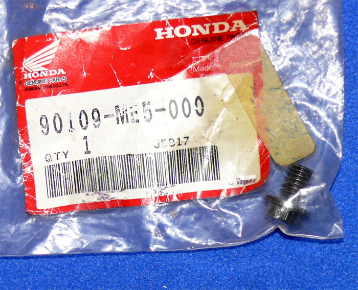 bolt sealing</br>OEM NEW</br>HONDA 250ES /SX