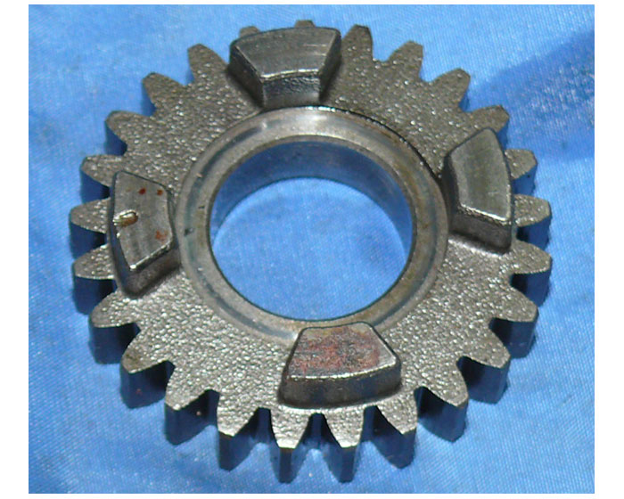 gear main shaft 4TH</br>Used</br>ATC HONDA 185-200