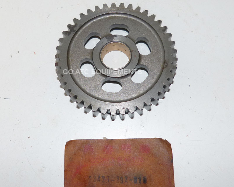 pignon sortie boite </br> OEM neuf </br> HONDA CB450K1 à K7 CL450K3