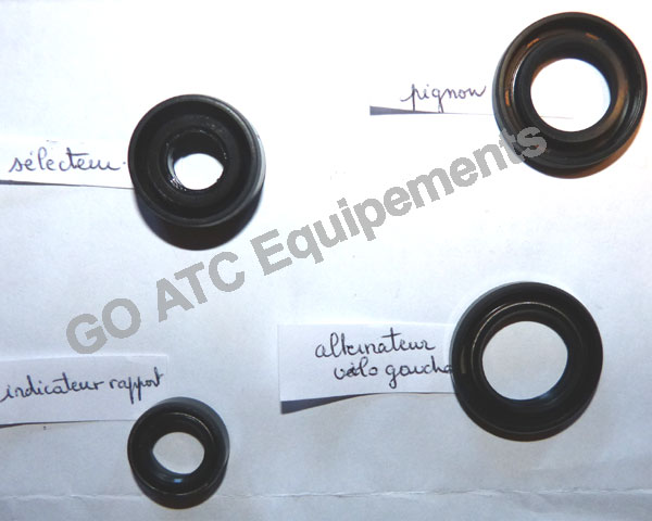 kit joint d'huile moteur</br>ATC HONDA 70