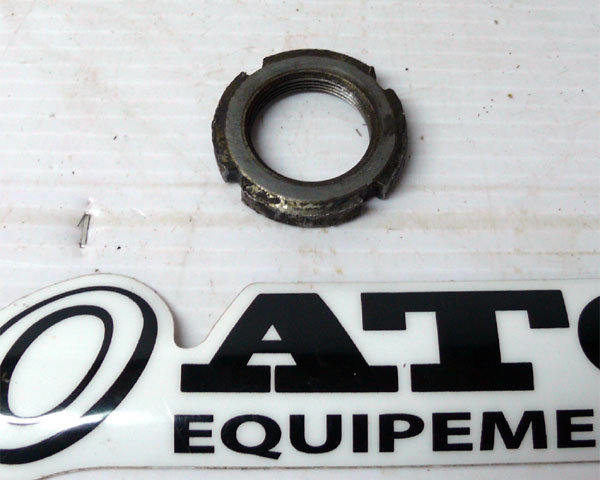 Nut rear wheel axle</br>Used</br>ATC YAMAHA Tri-z 250 YTM225