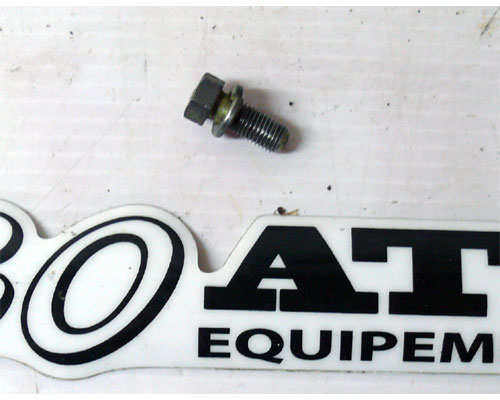 bolt rear hub</br>Used</br>ATC YAMAHA YT175