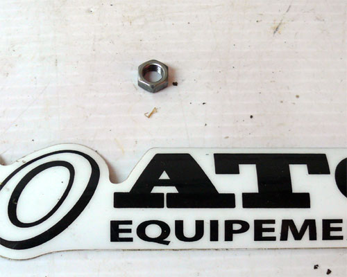 nut shift shaft pedal</br>Used</br>ATC YAMAHA YT175