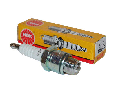 Spark Plug - B8ES -</br>HONDA 250R / KXT250 / TRI-Z 250